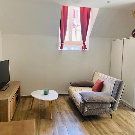 Les Appartements Du Vieux Poussan Dış mekan fotoğraf