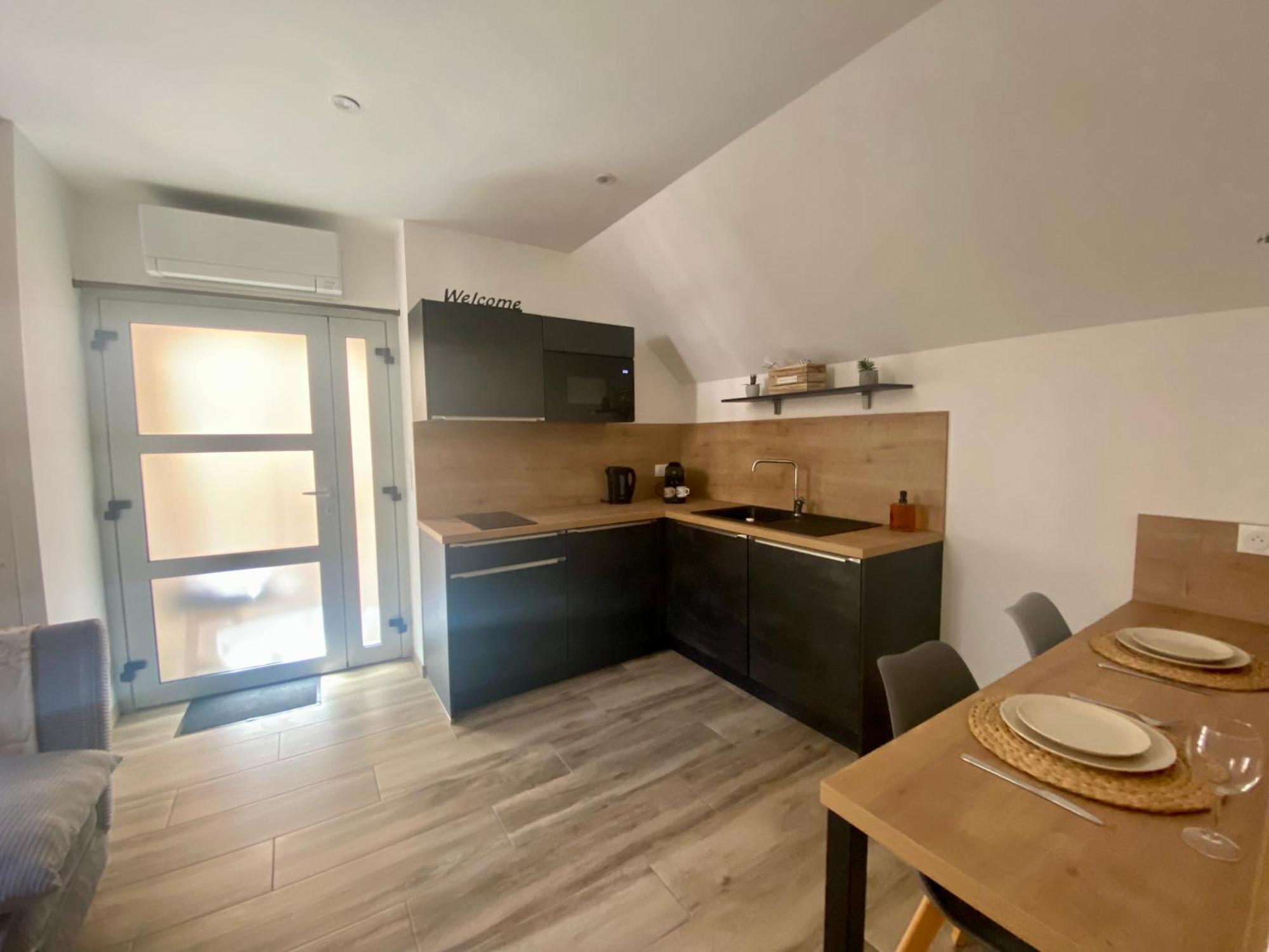 Les Appartements Du Vieux Poussan Dış mekan fotoğraf
